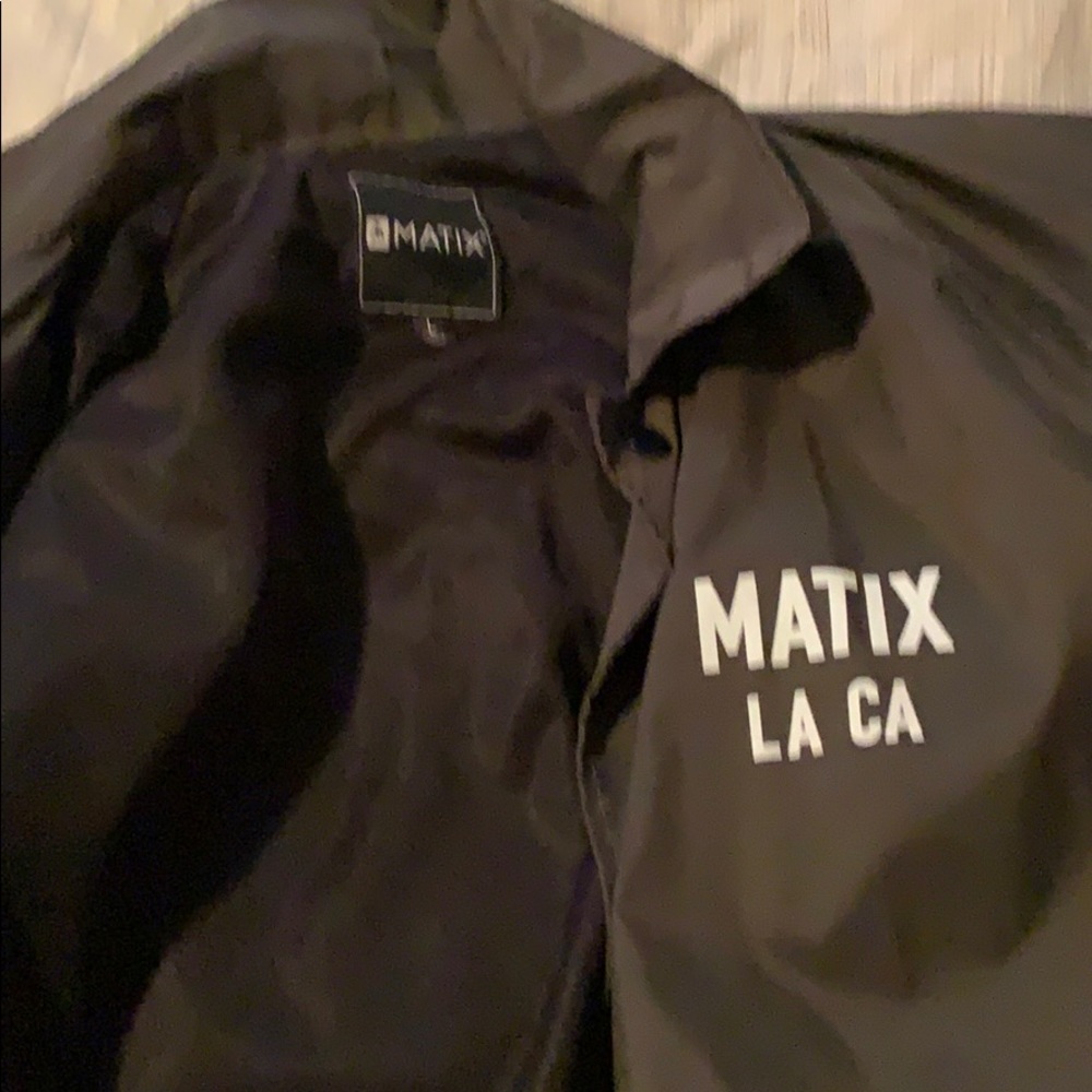 Magic windbreaker - Picture 2 of 2